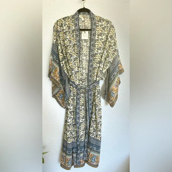 WORLD MARKET Floral Kimono with Blue and Tan Accents - Picture 17 of 17